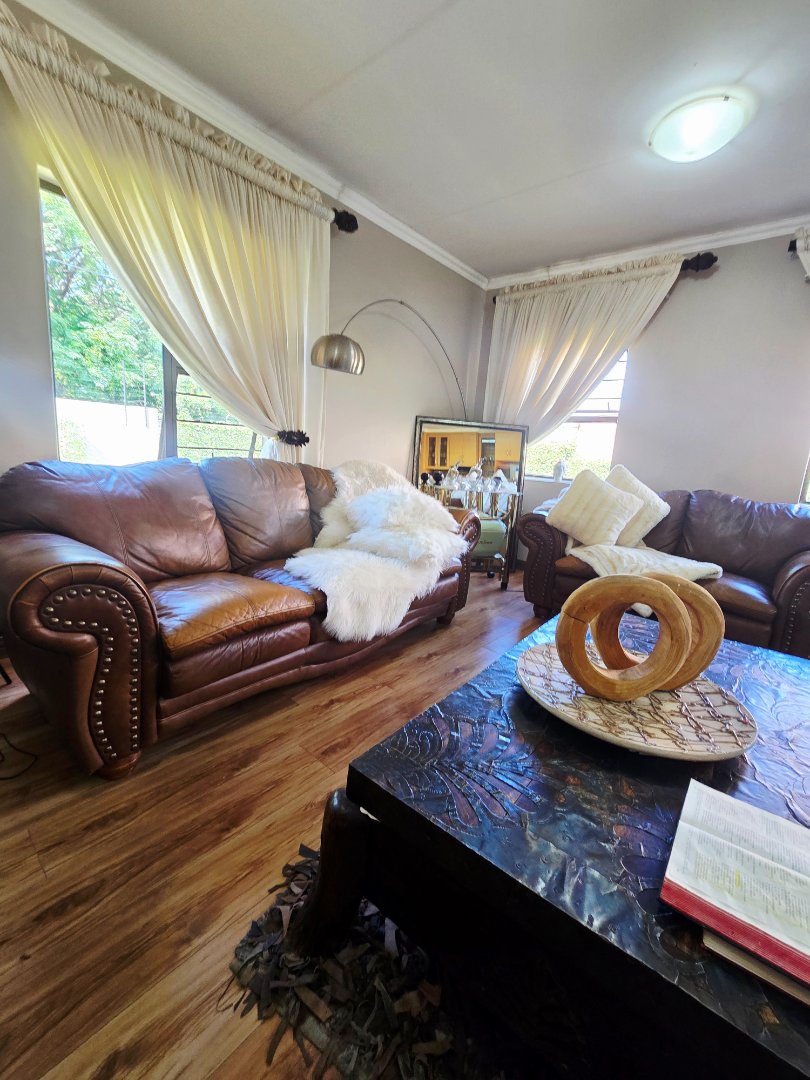 3 Bedroom Property for Sale in Wilkoppies North West